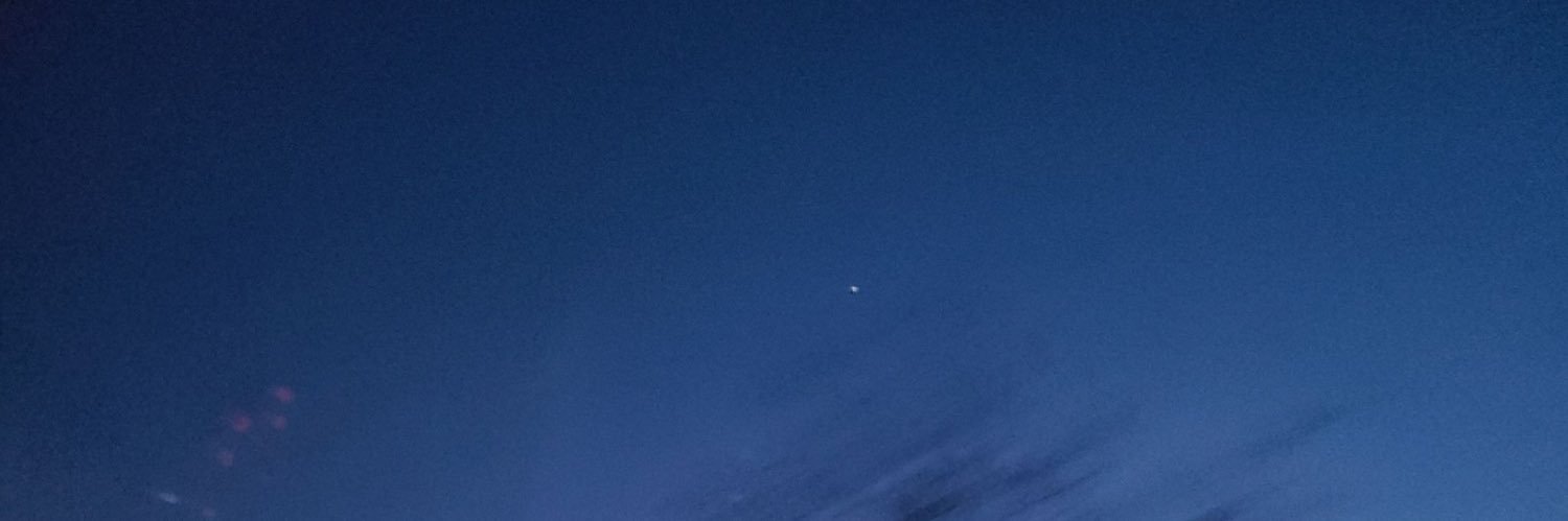 ririatb211's profile banner image