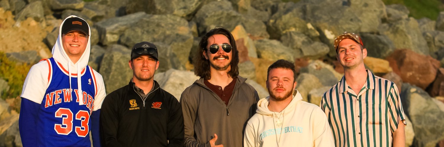thekronner's profile banner image
