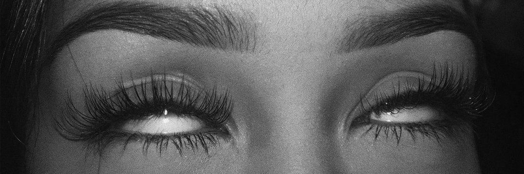 Leventde DiCaprio banner