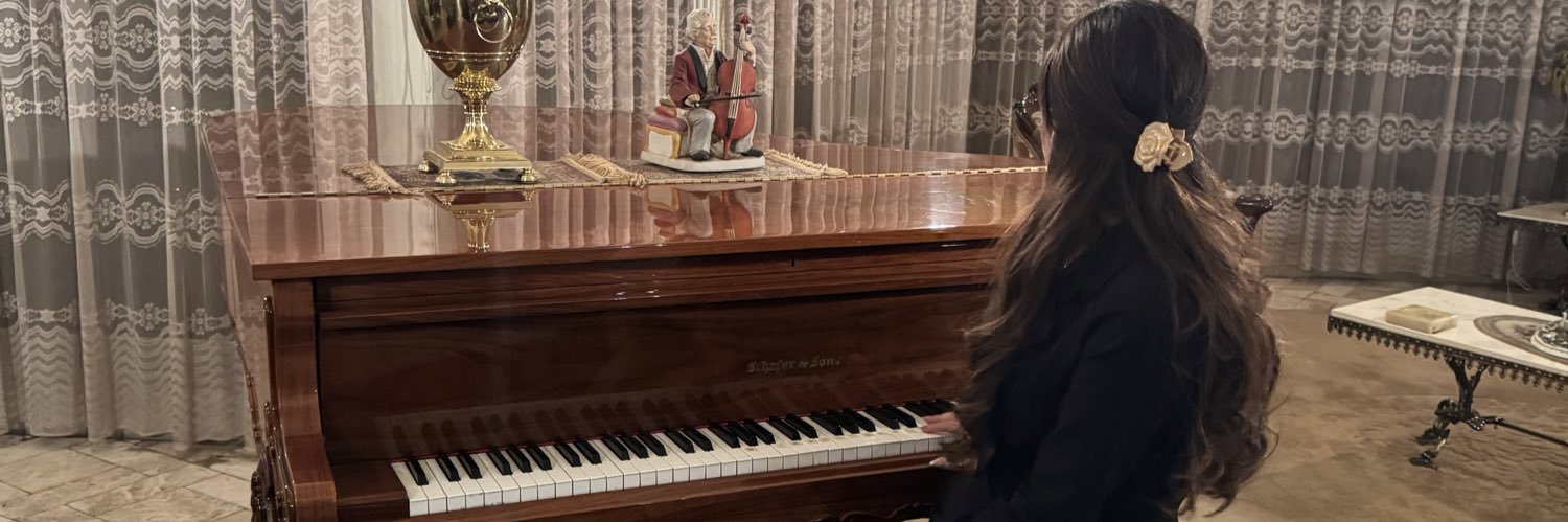 Maricarmen Alfaro Amez ⚜︎ banner