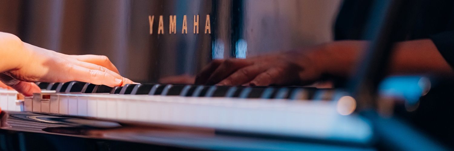 おかざきえりこ banner