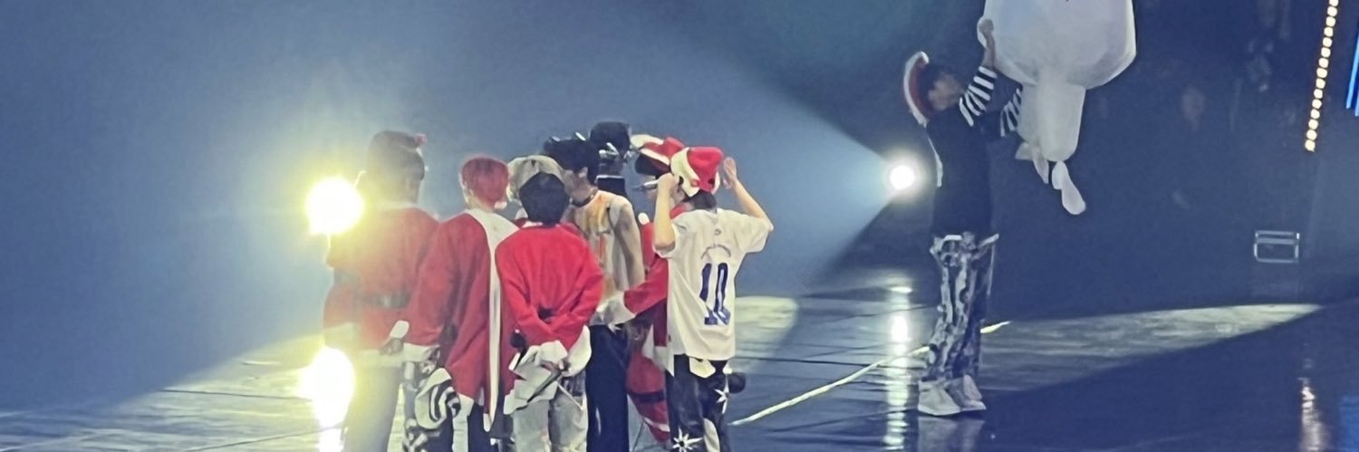 S banner