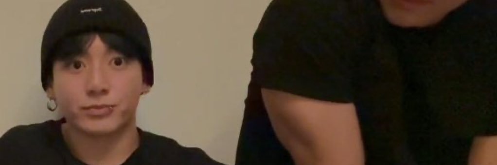 IananueI's profile banner image