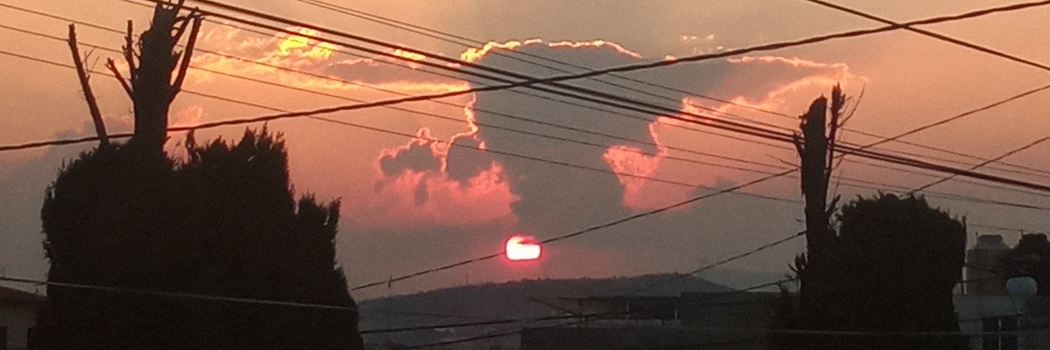 LuisReneStrada's profile banner image