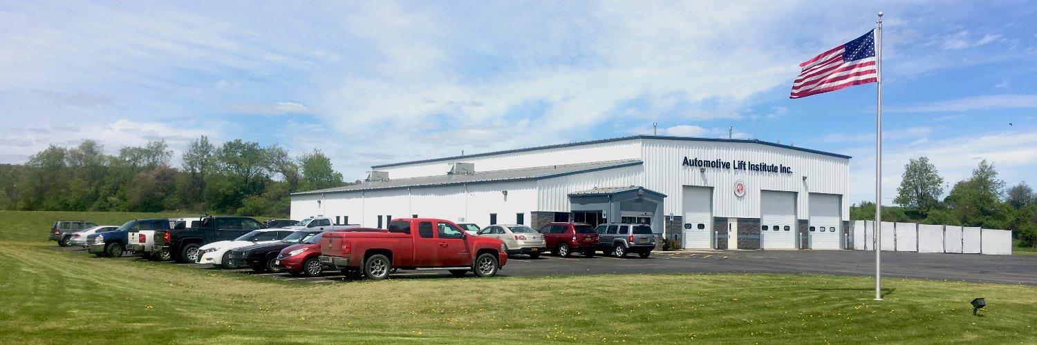 LiftInstitute's profile banner image
