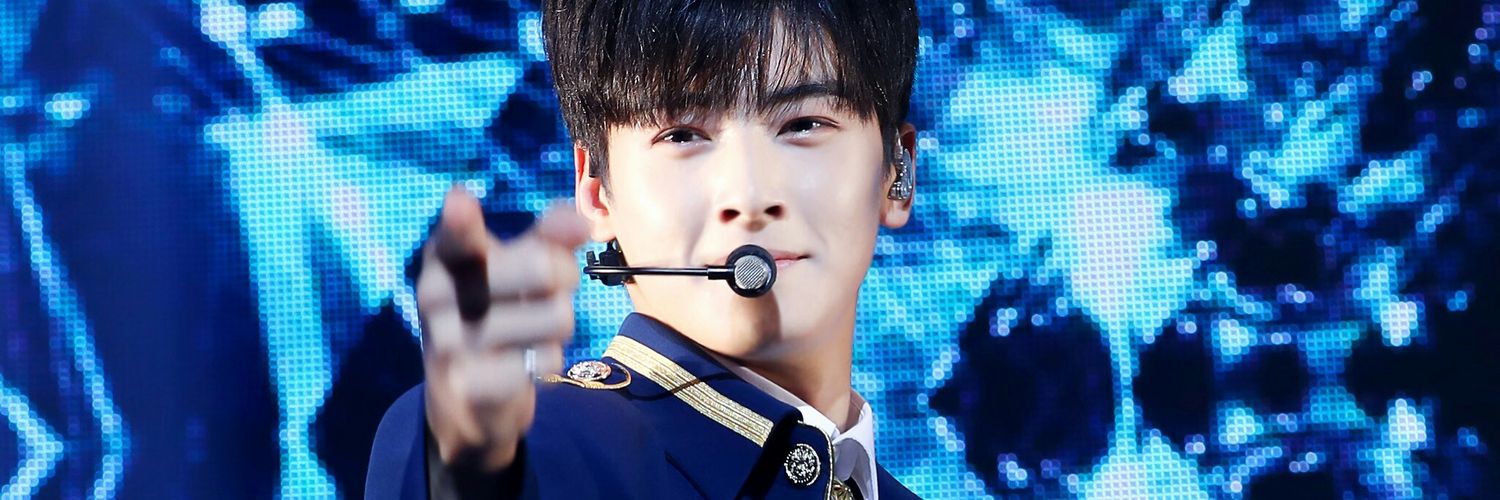ม นุ ษ ย์ เ ผื อ ก banner