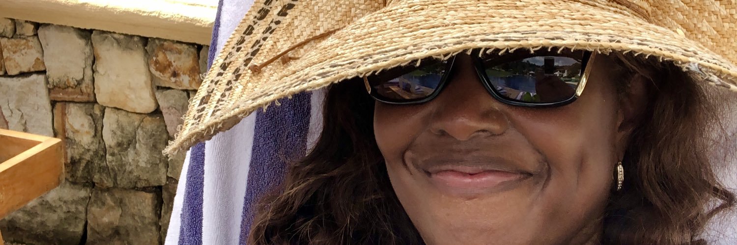 Larich *maewest* ORIGINAL 🐳💕💚💕 banner