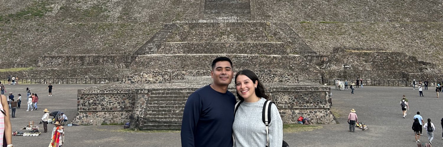 itzelVRomero's profile banner image