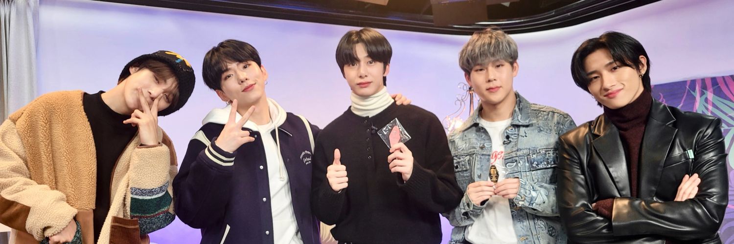 sarayxim's profile banner image