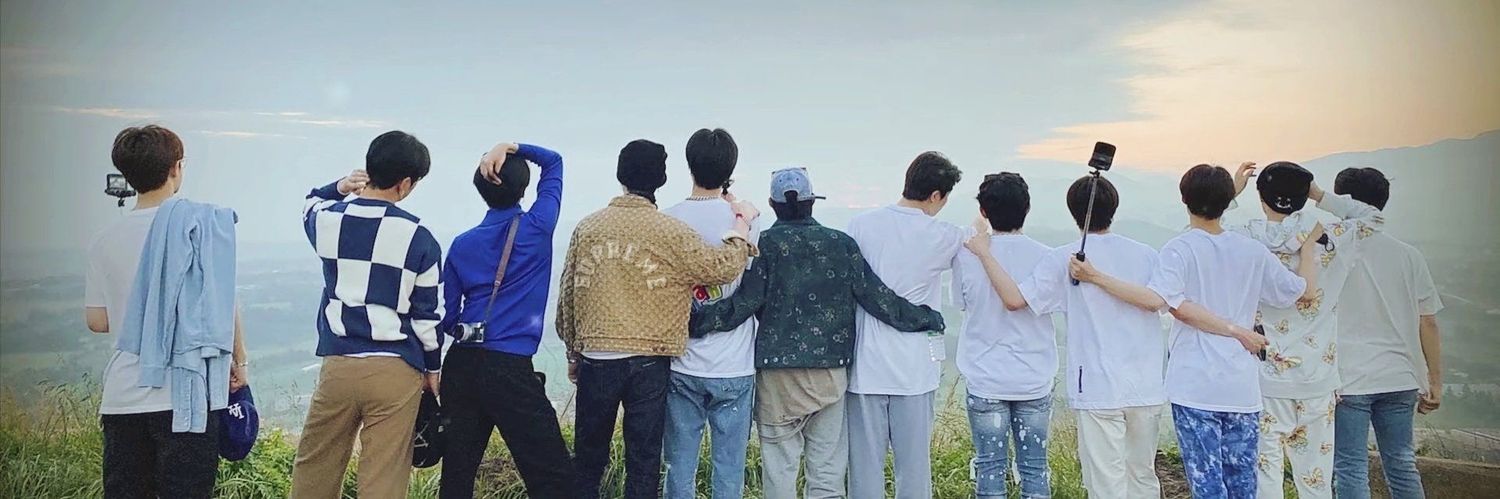 sunlightnyaIU's profile banner image