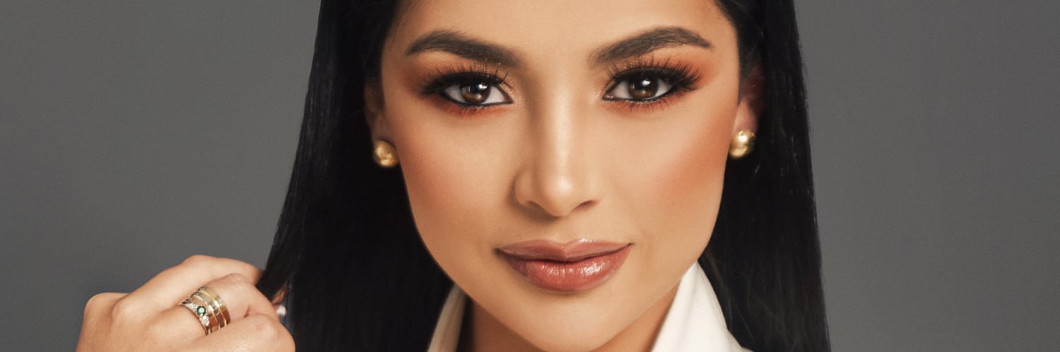 Viviana Torres banner