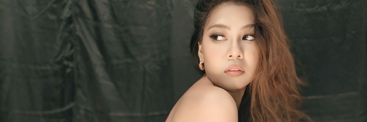 charmane_su's profile banner image