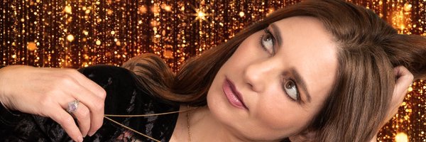 MindiMink Profile Banner