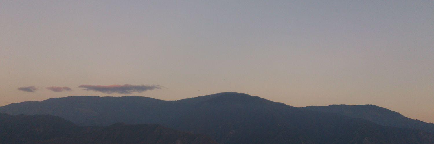 camilo_e_b's profile banner image
