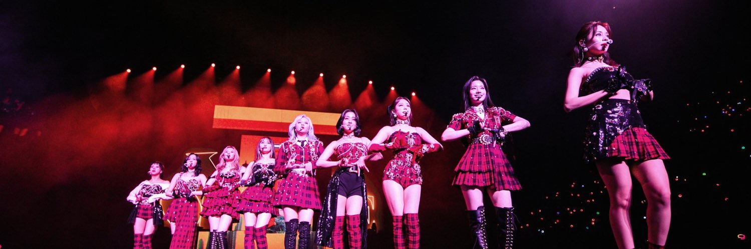 leeyow0804's profile banner image