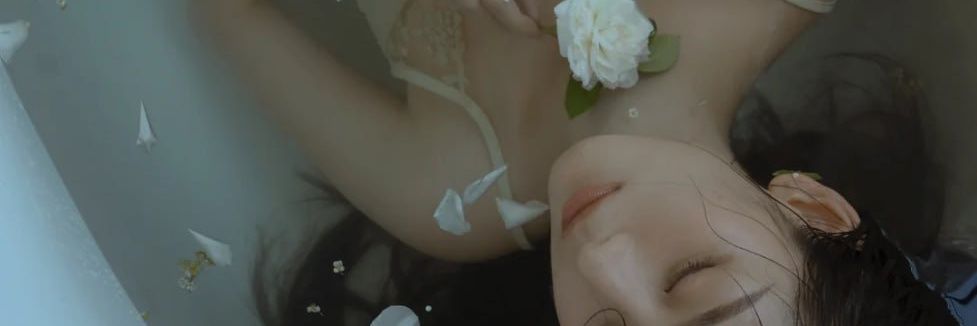 大学生兔兔 banner