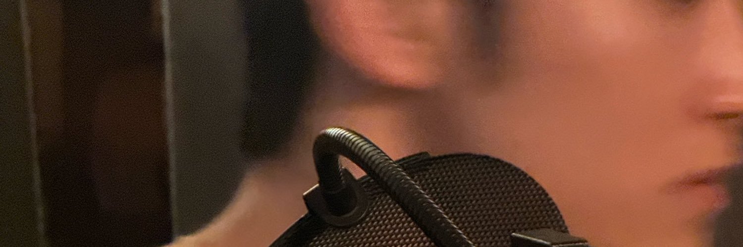 key banner
