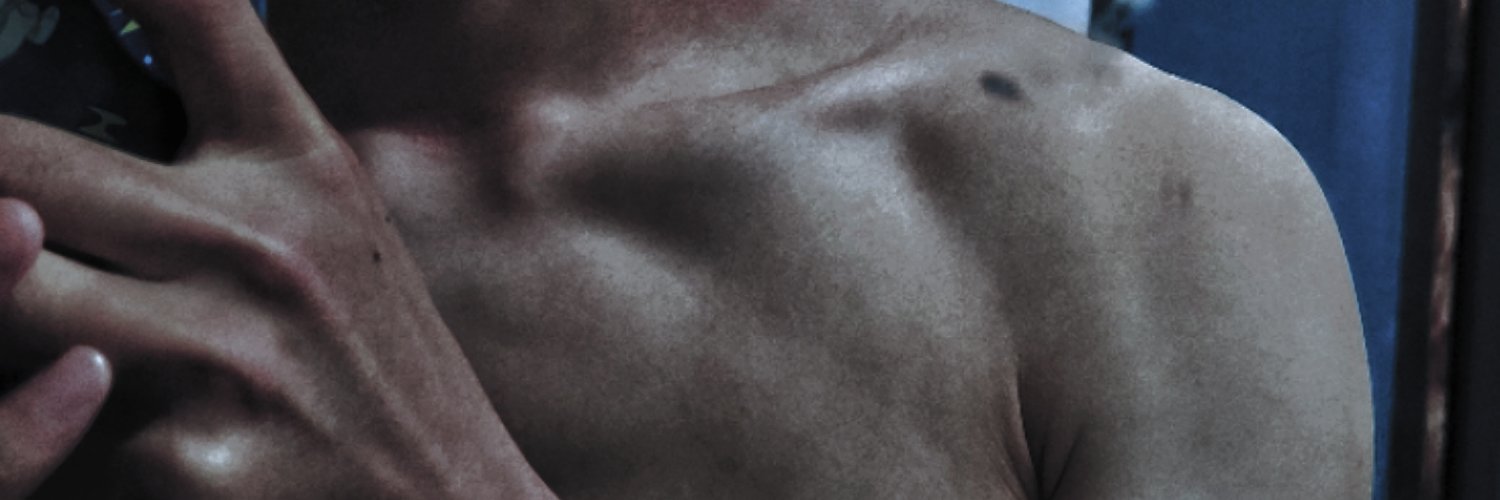Romantic0831's profile banner image