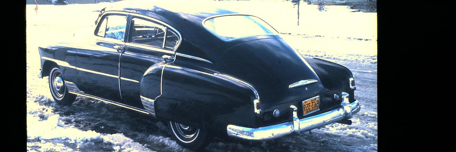 dos52's profile banner image
