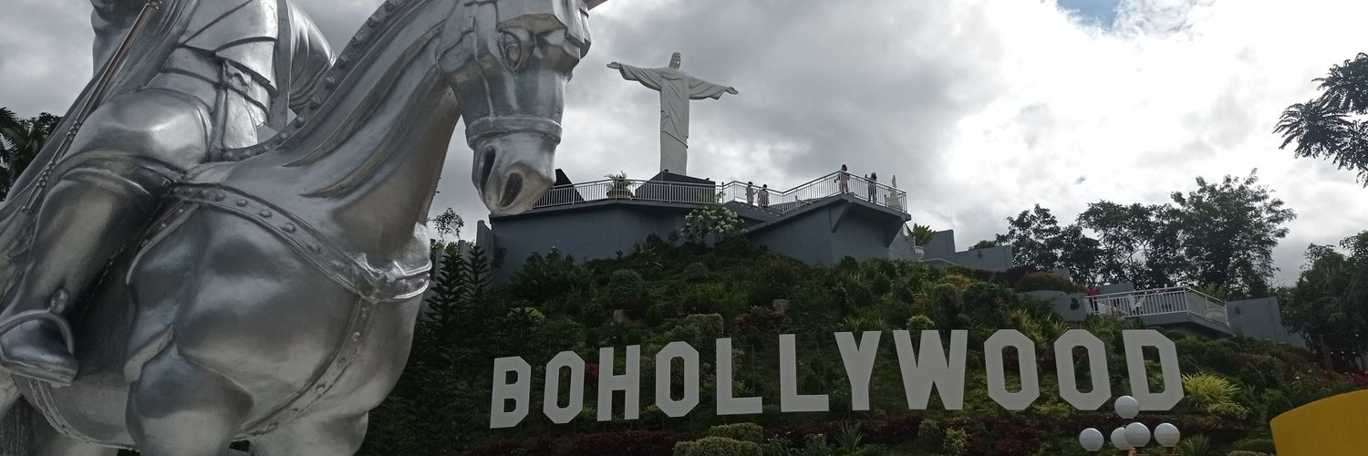 QINLE ☕🌴💀 banner