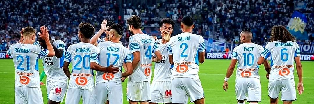 flowsama 🤍💙 banner