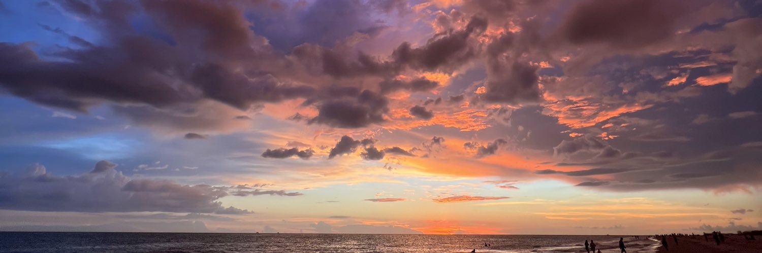 leahebymay's profile banner image