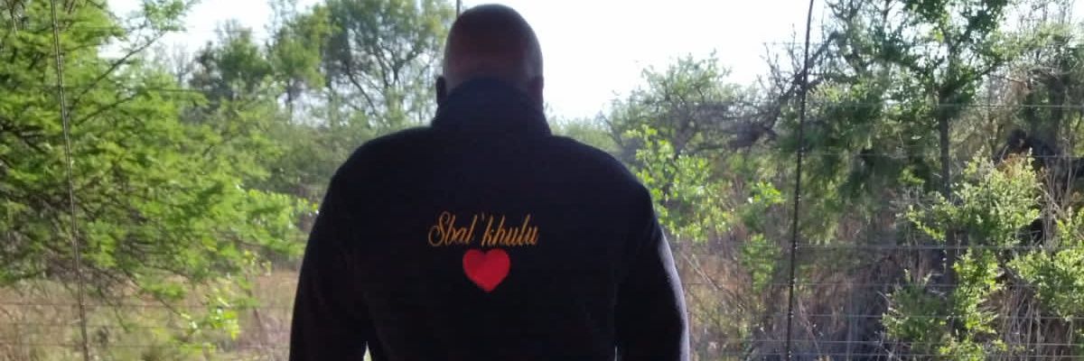 Muzii_dee's profile banner image
