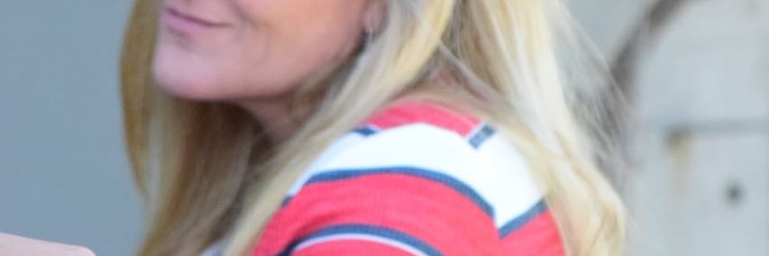 vividownes's profile banner image