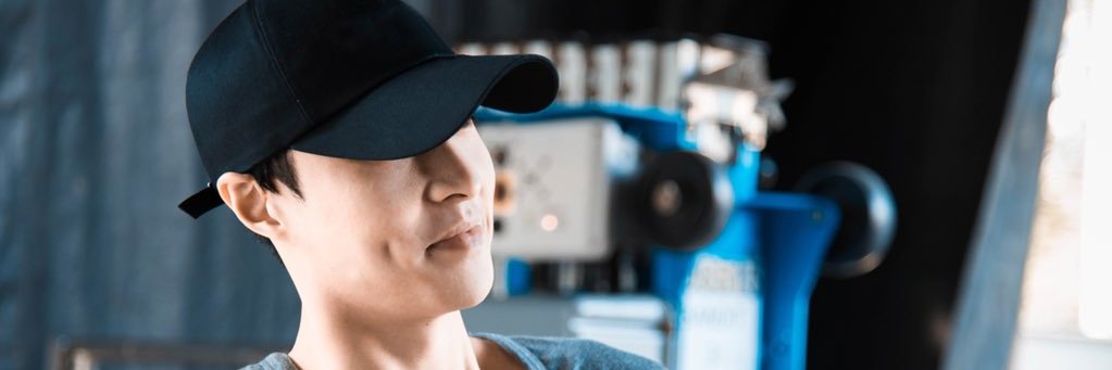 vechnyy09_'s profile banner image