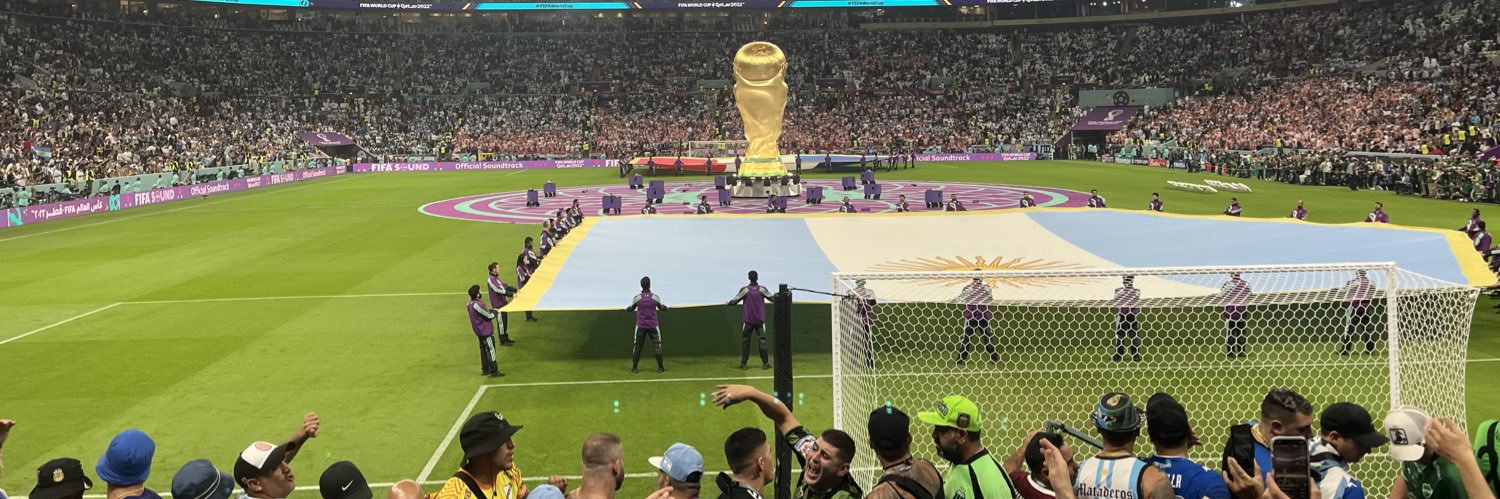 pablusi's profile banner image