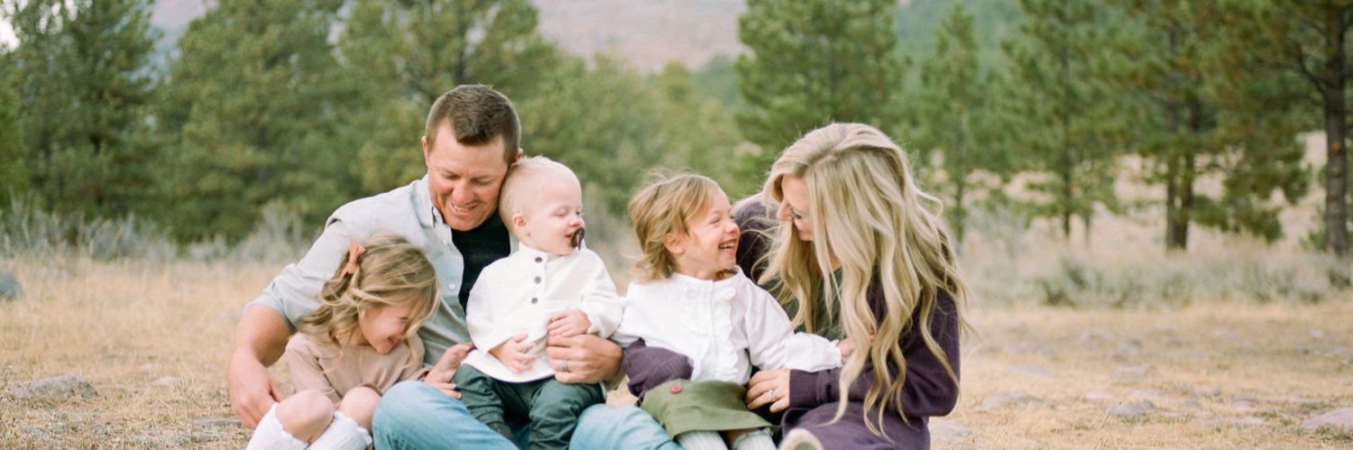 theannacook's profile banner image