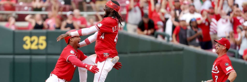 Reds Daily's banner