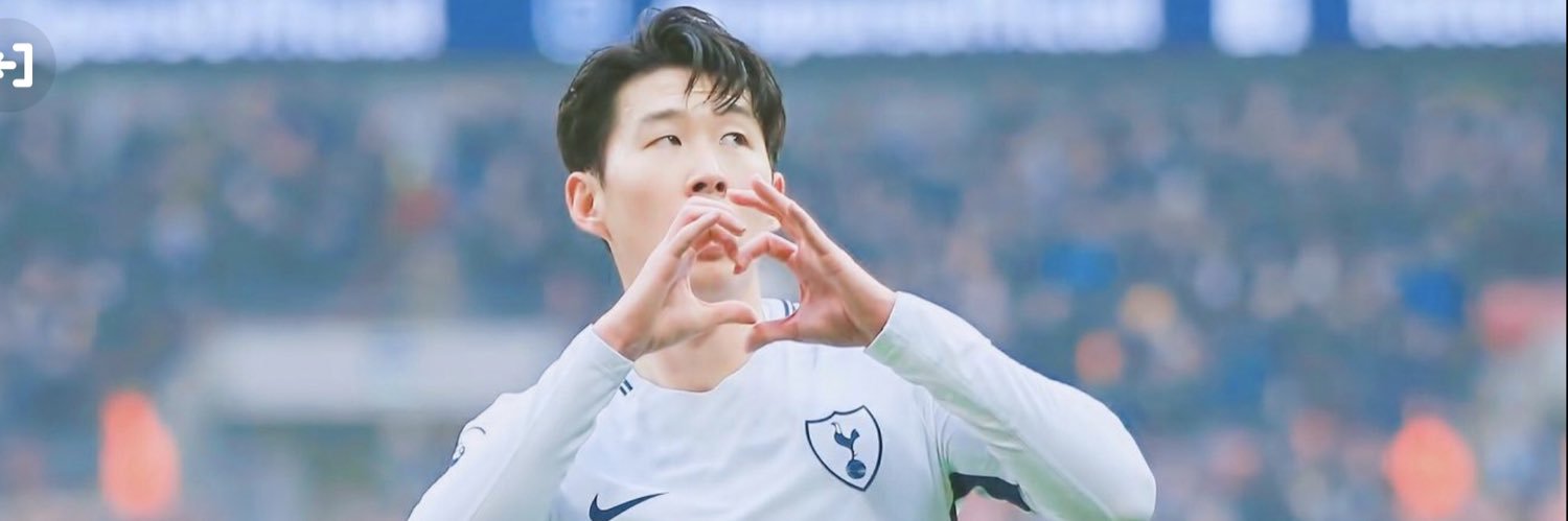 Vickyy_10's profile banner image