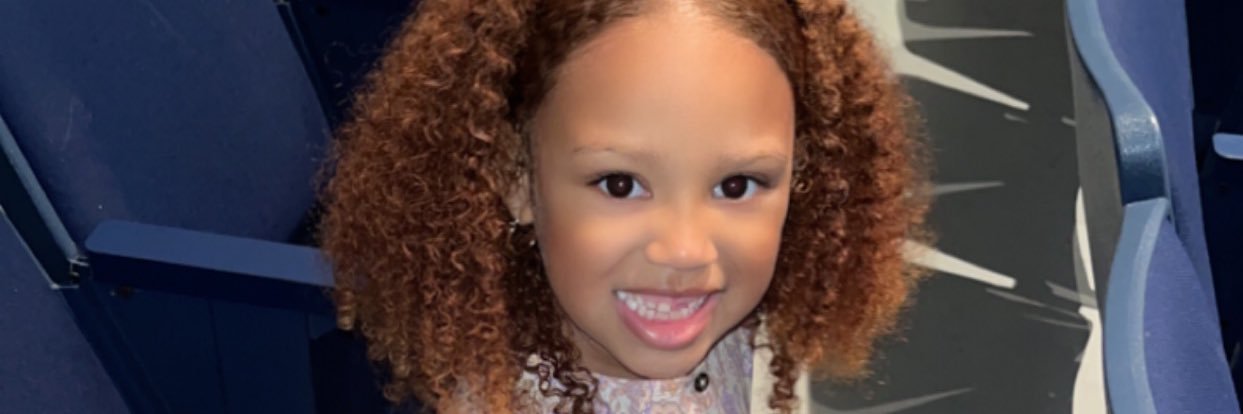 tianakeila's profile banner image