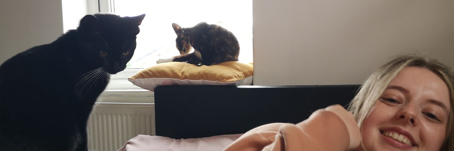 georgialeahbond's profile banner image
