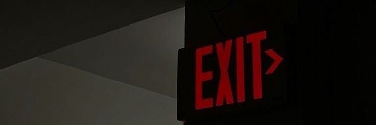 G banner
