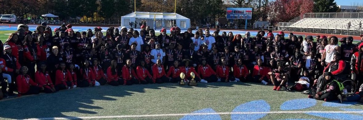 Dre’Aun wood banner