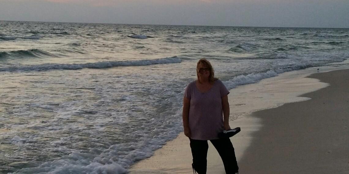 debra_dhowell's profile banner image