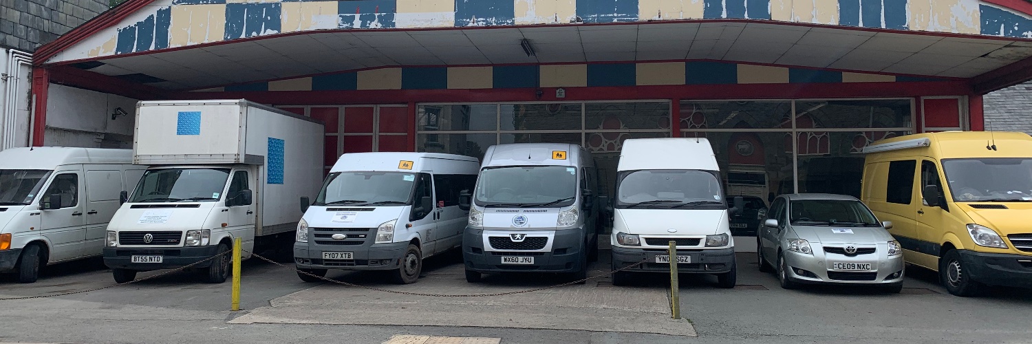 Cludiant Cymunedol Llanwrtyd Community Transport banner