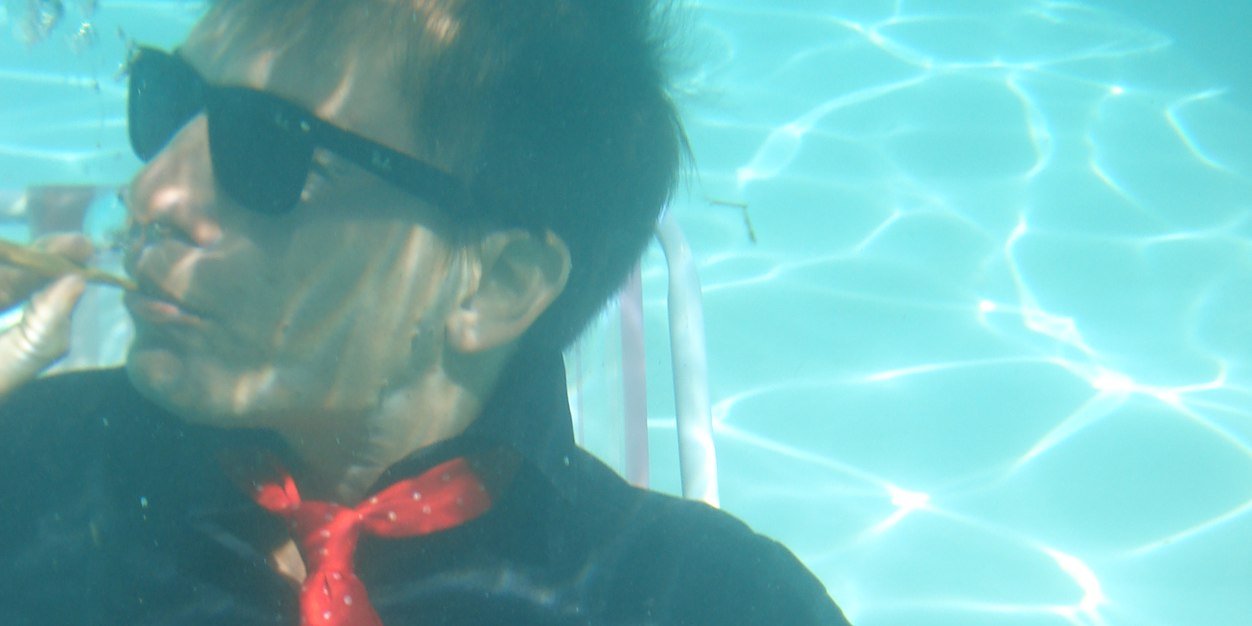 luis piñeyro banner