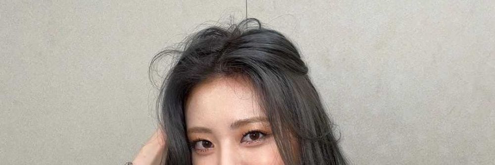 Evelyne Laluna banner