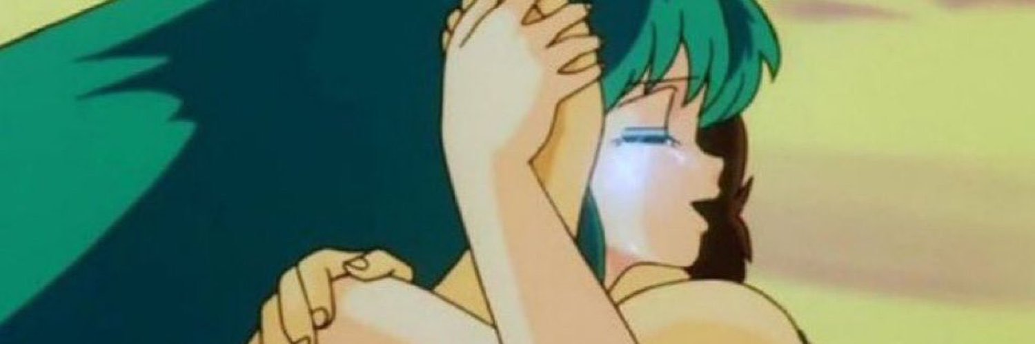 ☽☾dee reiss 🍓🦋 banner