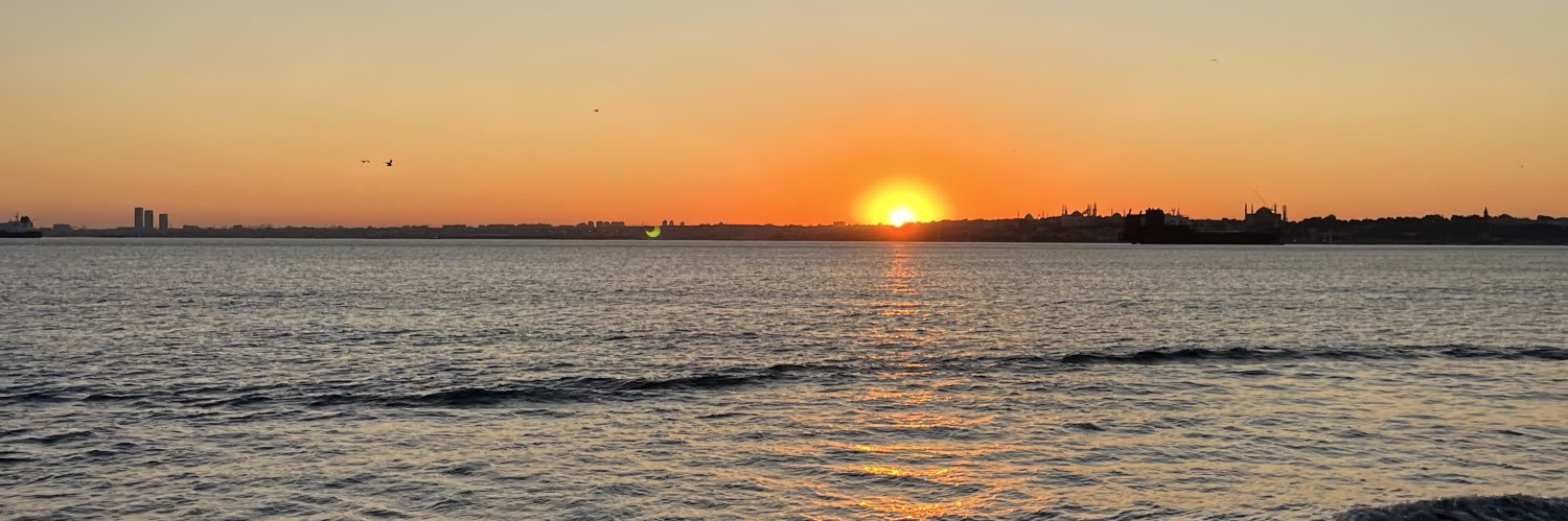 𝑴𝒆𝒓𝒂𝒍 𝑲𝒂𝒓𝒂𝒅𝒂𝒔̧ banner