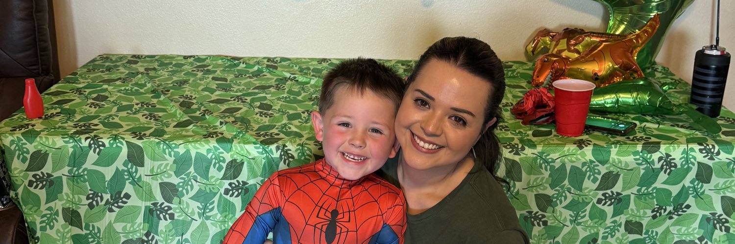 Kayleeen4's profile banner image