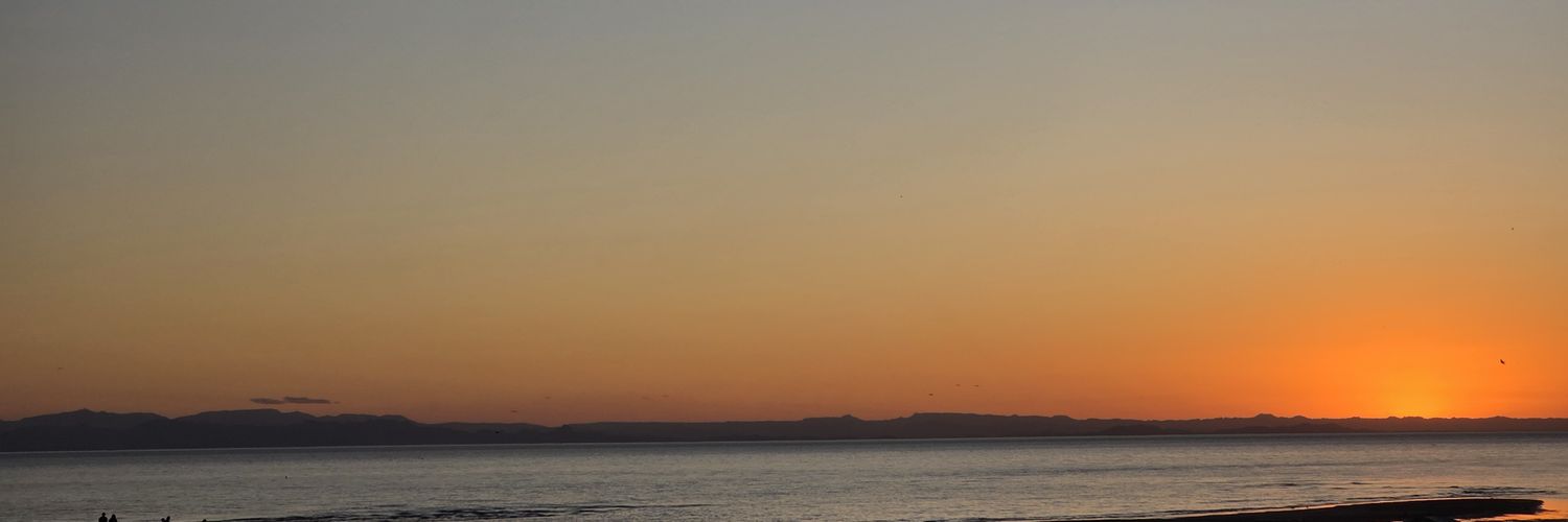 13tovar's profile banner image