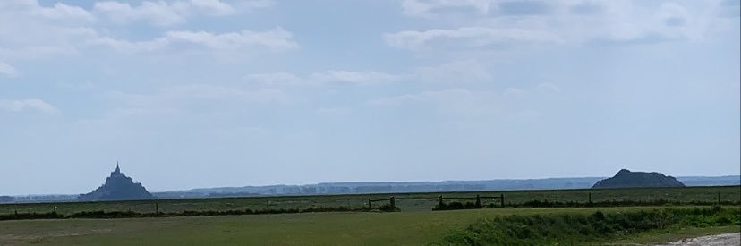 isis_normand's profile banner image