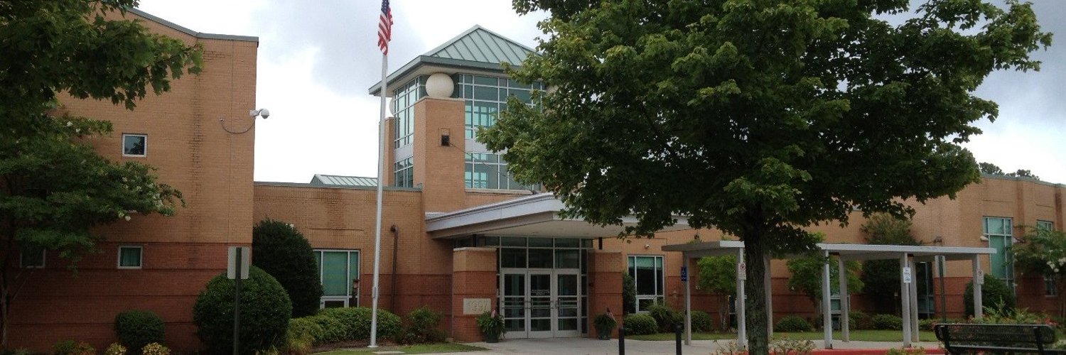 Shakerag Elementary School (ShakeragShark) / Twitter