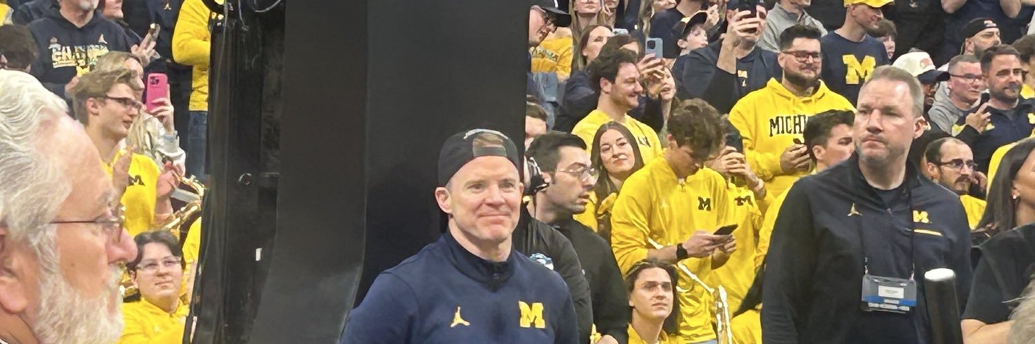 Thumbs Loves Dusty banner