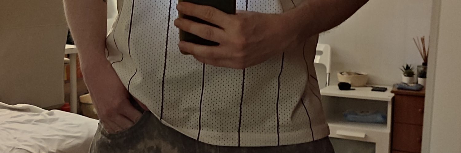 Mario 🌊🐚 banner