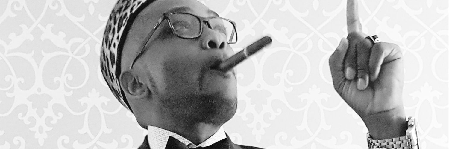 ERLOWE's profile banner image